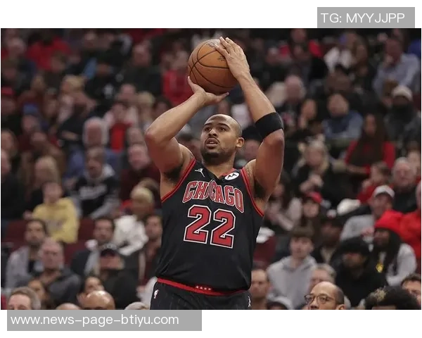 莫布里半场表现不佳10投仅3中仅得8分三分球更是3投0中令人失望 莫布里半场表现不佳10投仅3中仅得8分三分球更是3投0中令人失望