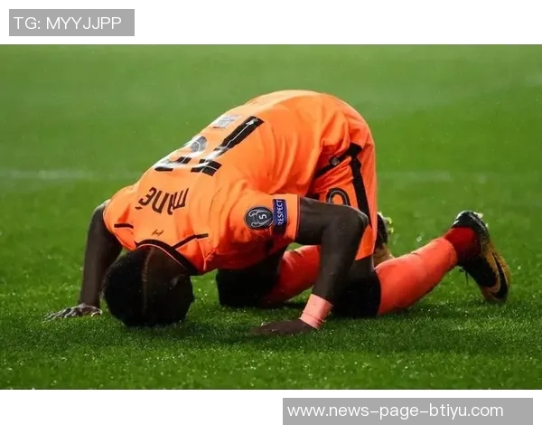 利物浦祝维纳尔杜姆35岁生日快乐237场比赛助力红军夺得四冠荣耀 利物浦祝维纳尔杜姆35岁生日快乐237场比赛助力红军夺得四冠荣耀